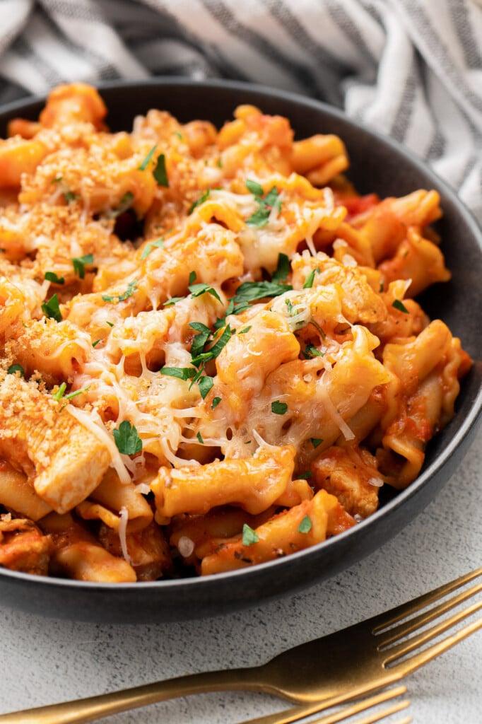 One Pot Chicken Parmesan Pasta
